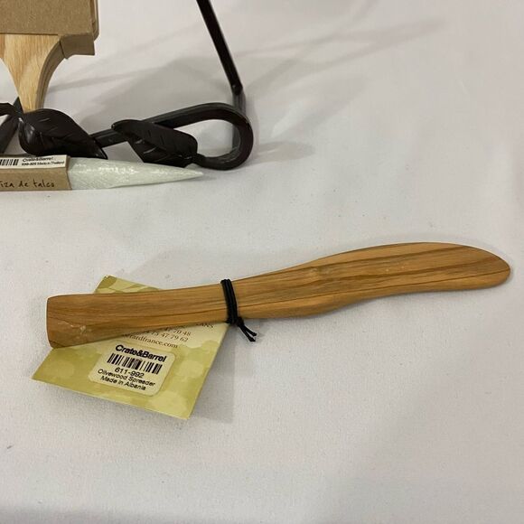 NWT Crate & Barrel Charcuterie Chalkboard Cheese Markers - Picture 4 of 6